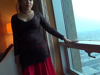 Seductive Indian Aunty Hot Big Tits